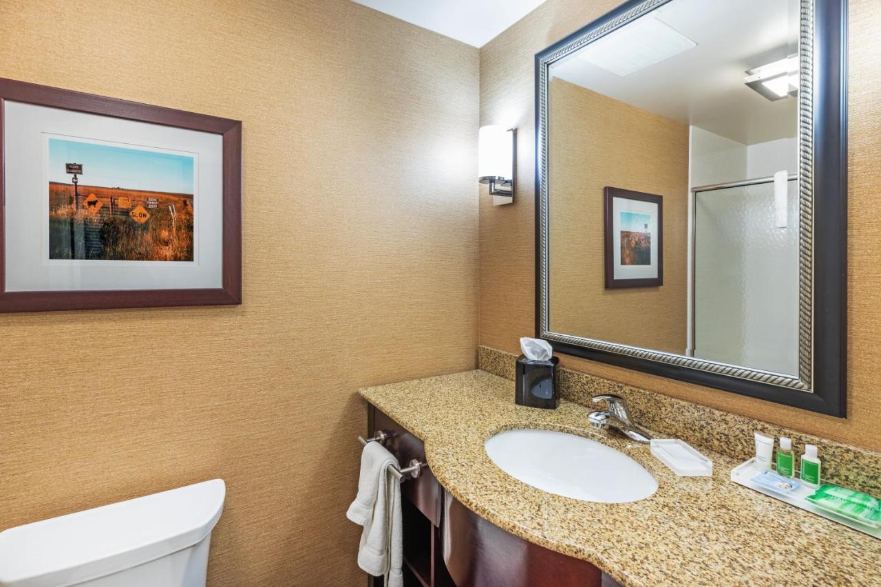 Holiday Inn Ardmore By Ihg Exterior foto